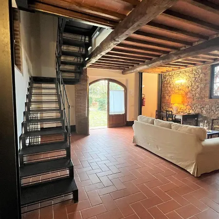 Farm stay Fattoria Lornano Winery